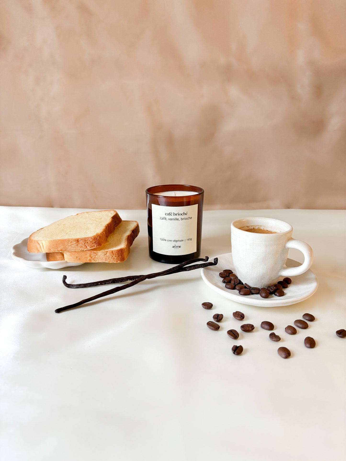 Bougie parfumée café brioché dans son pot en verre, fabrication artisanale française